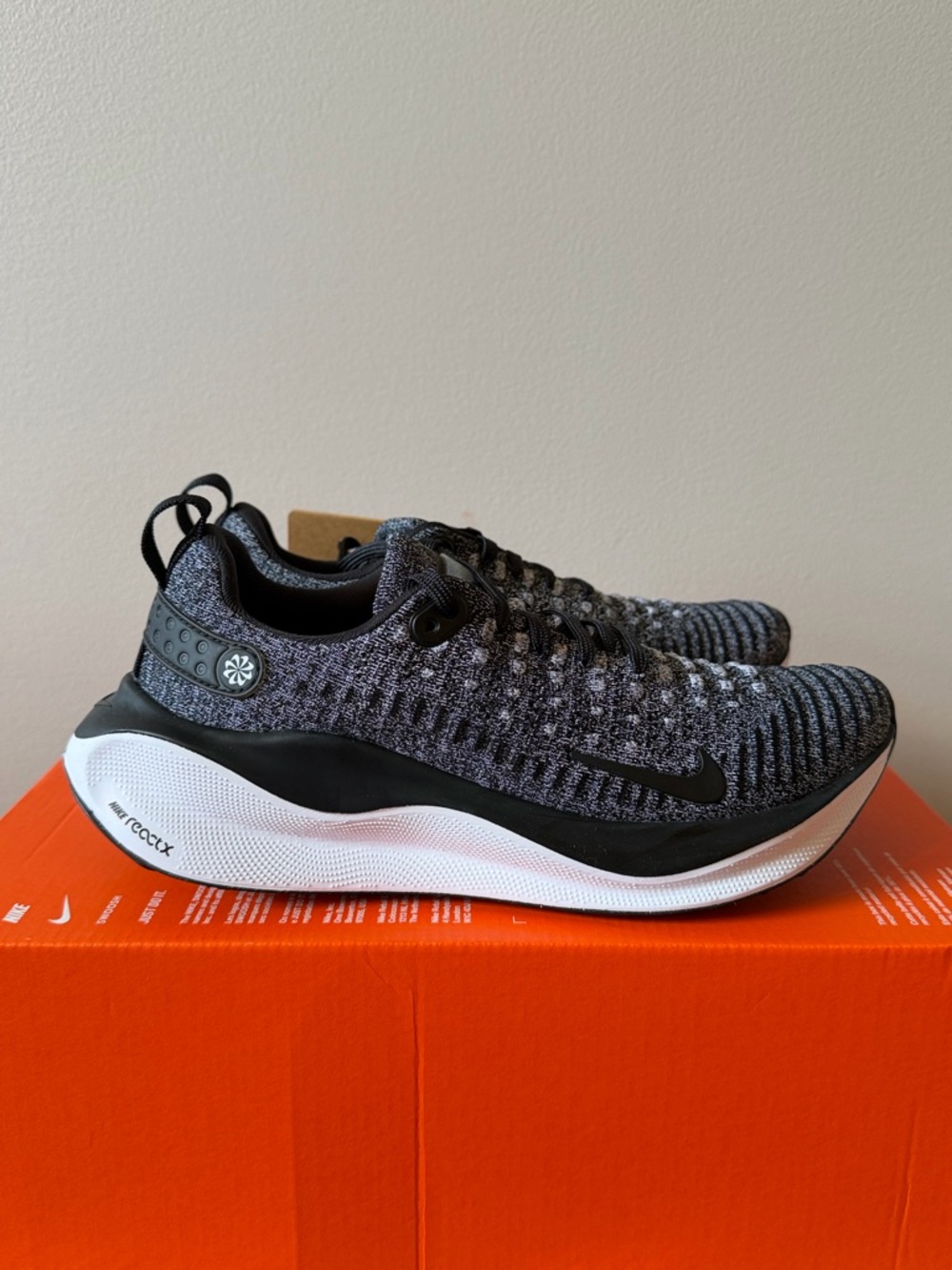 Nike Reactx Infinity Run 4 Black White DR2670-003 Women’s Size 7.5